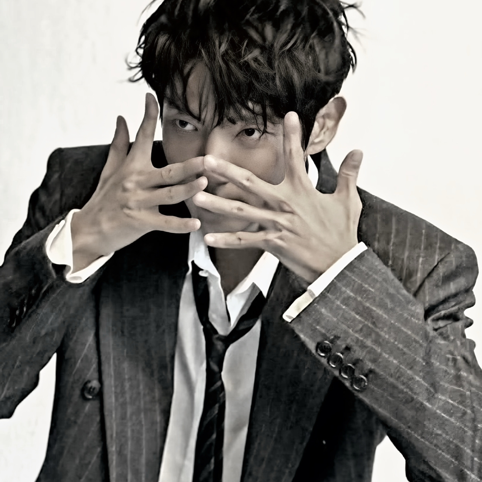 A moment captured by a fan of Lee Joongi