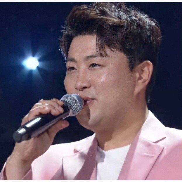 キム・ホジュンの最近の活動ショット