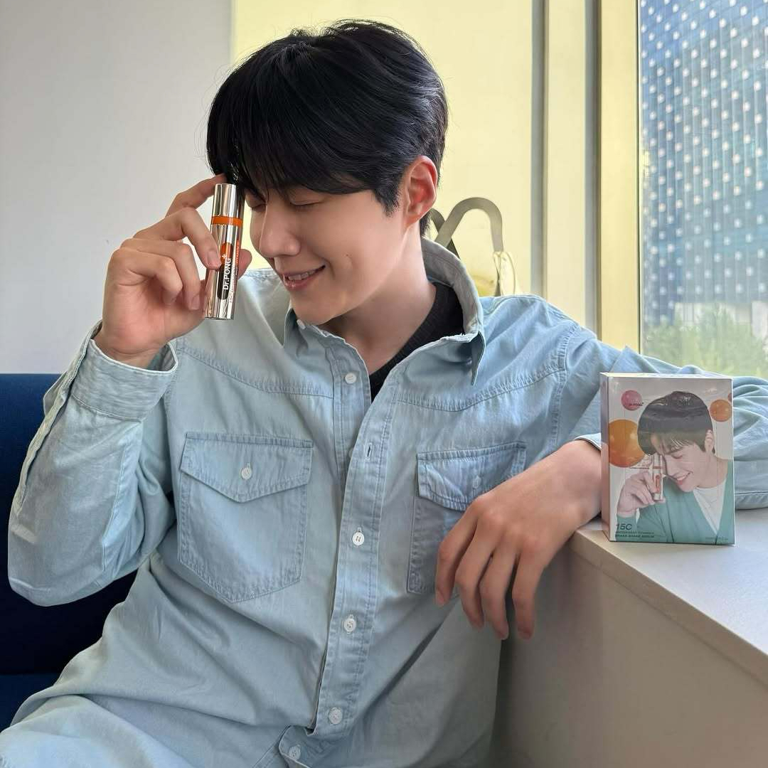 Latest photo of Kim Seonho