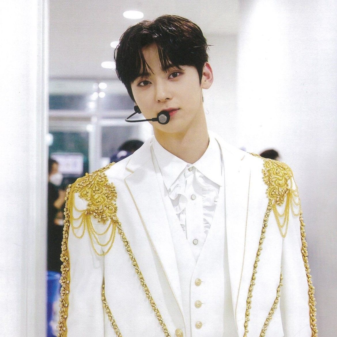 Behind-the-scenes cut of Hwang Minhyun