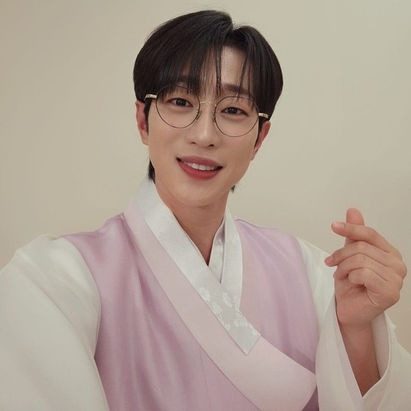 안성훈의 비하인드 컷