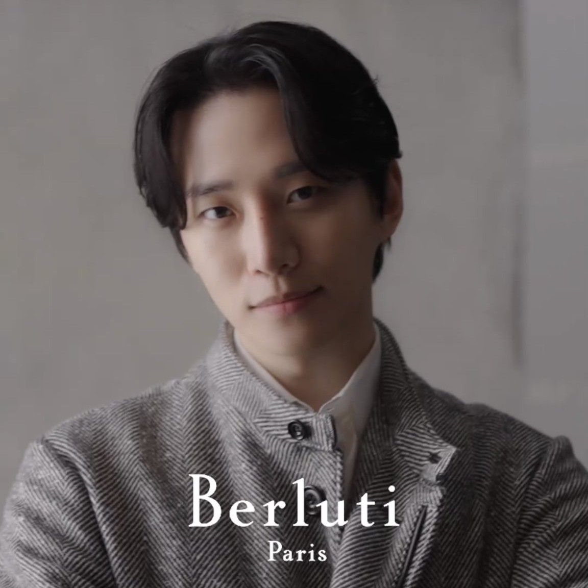 イ・ジュノの最近の活動ショット