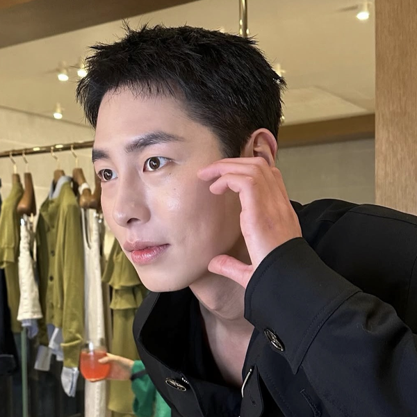 Popular profile photo of Lee Jaewook loved by fans