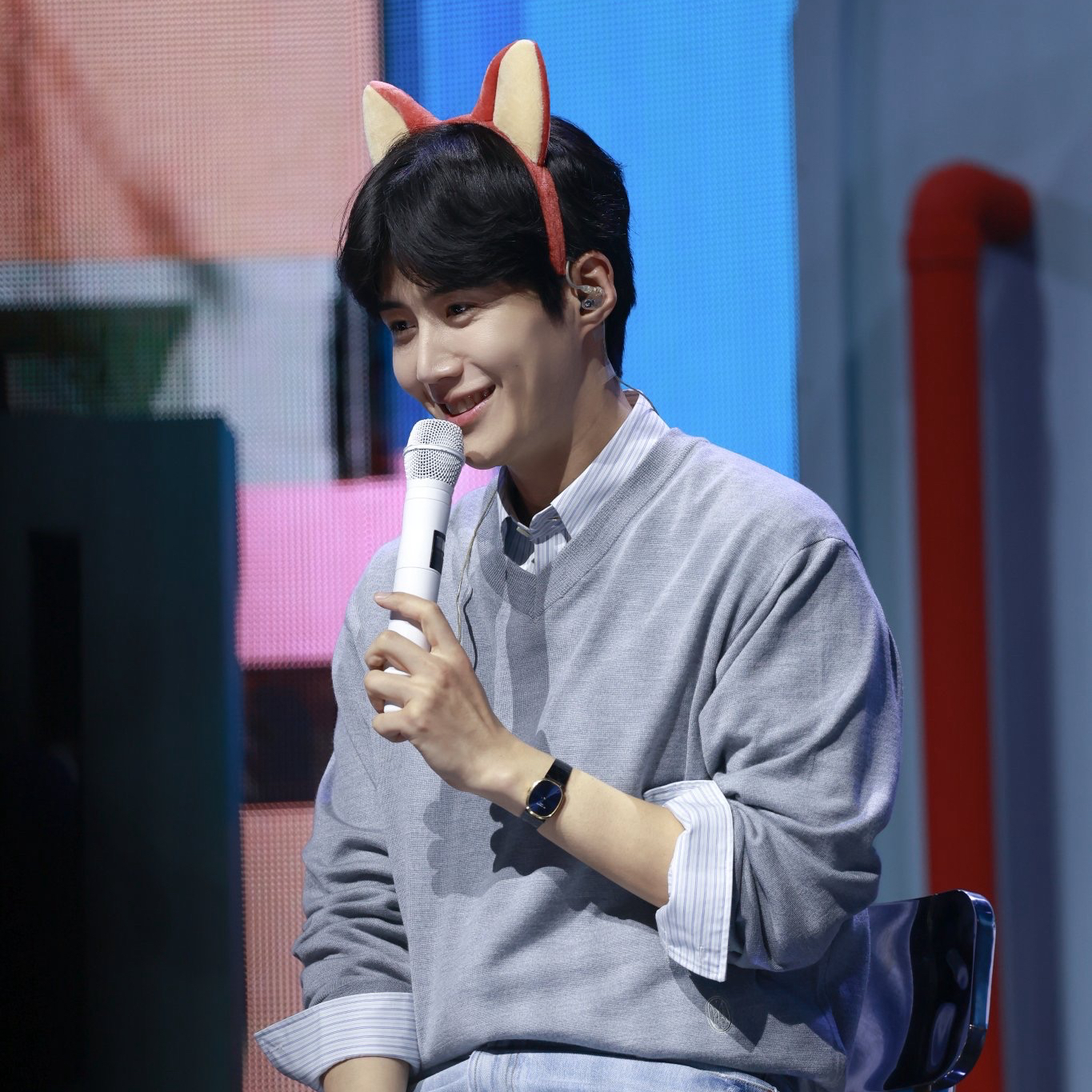 金宣虎的最新照片