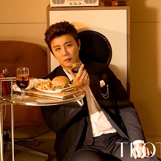 粉丝拍下的晋海成瞬间