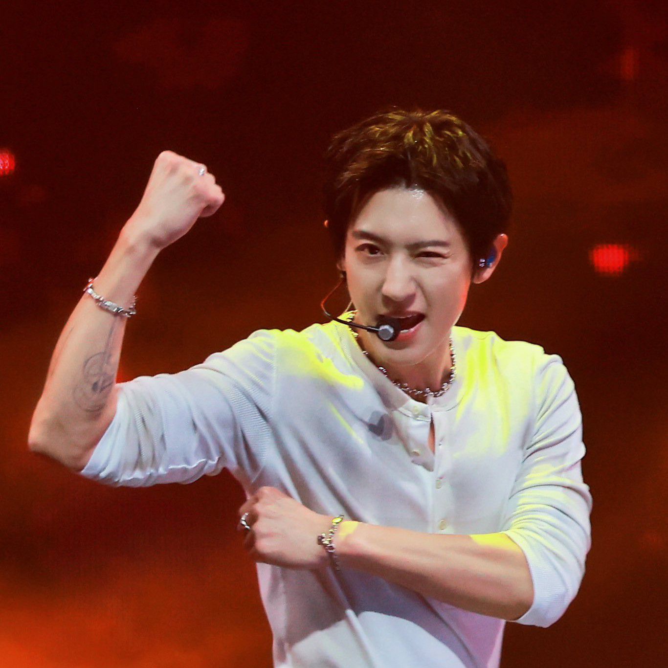 A moment captured by a fan of Chanyeol