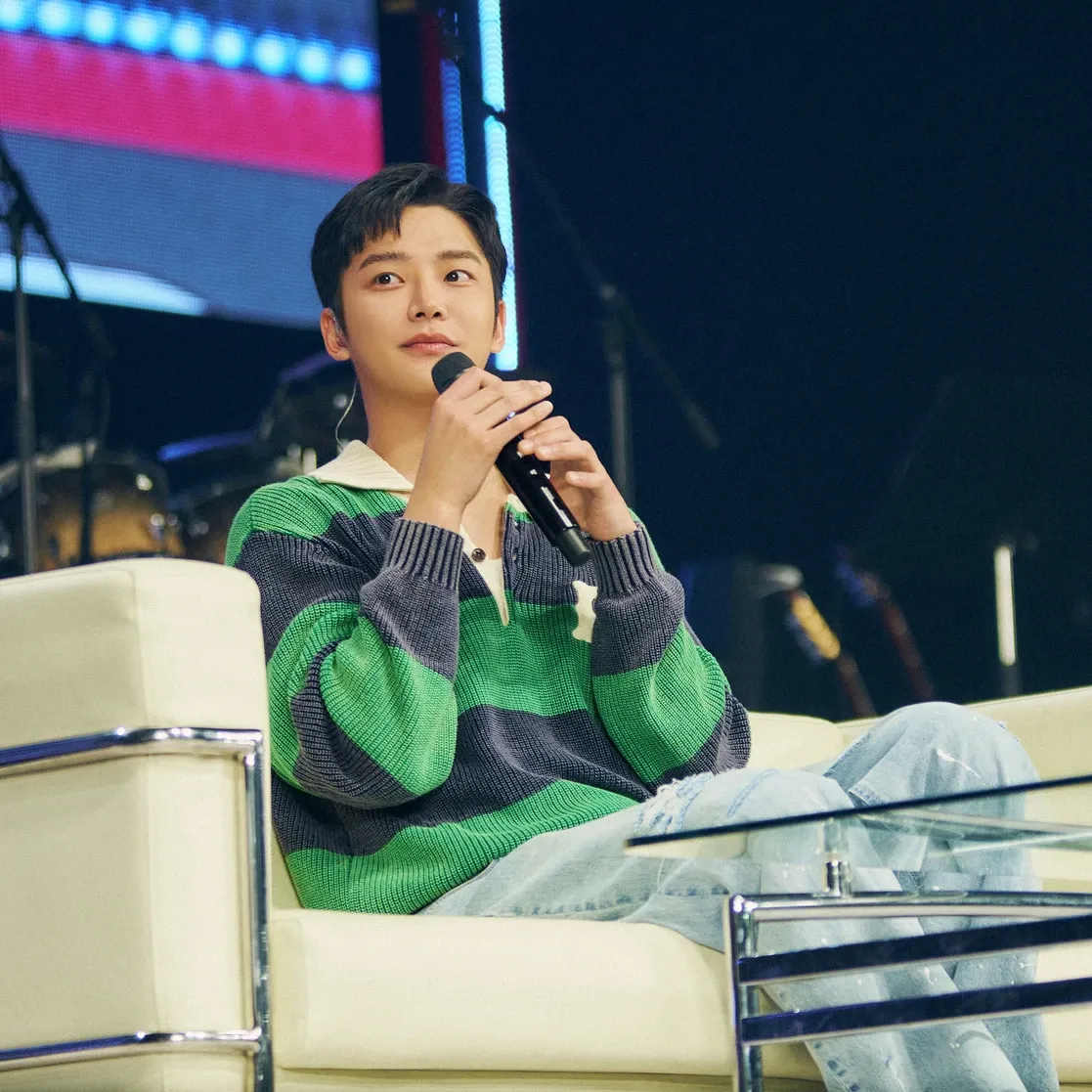 Momen yang diabadikan oleh penggemar Rowoon
