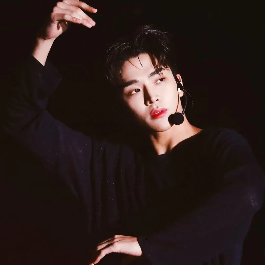 Cuplikan di balik layar dari Rowoon