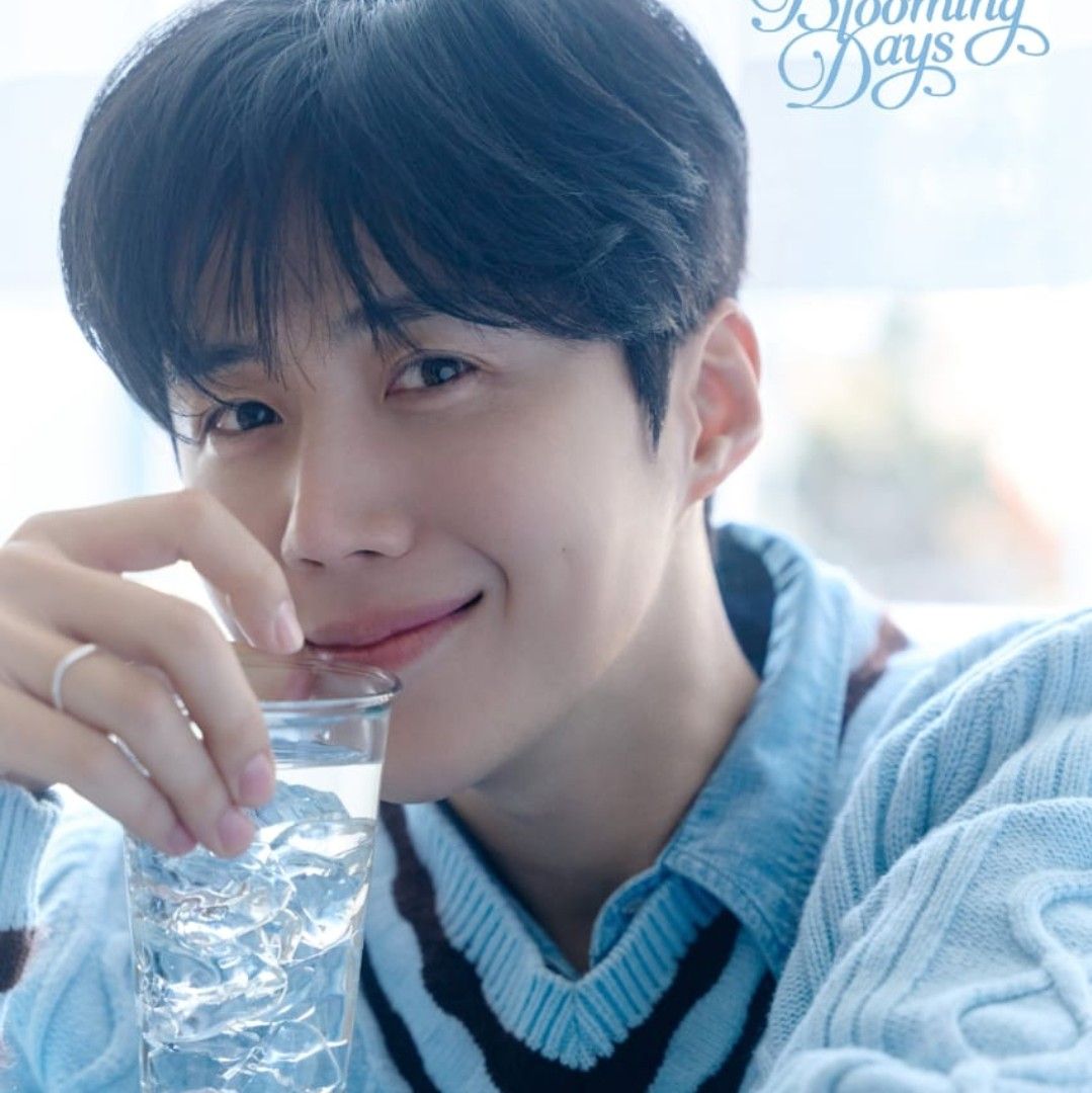 Foto terbaru dari Kim Seonho