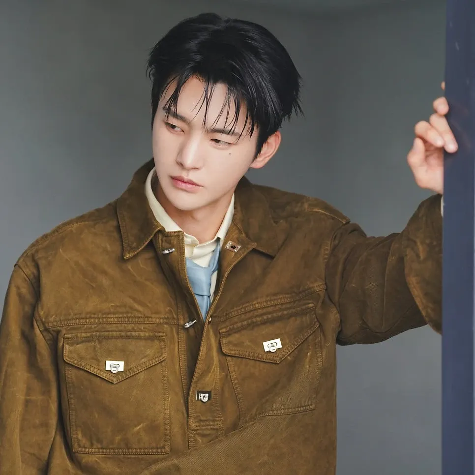 Recent activity shot of Seo Inguk