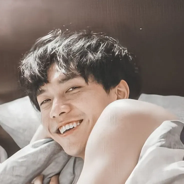 Latest photo of Lee Seunggi