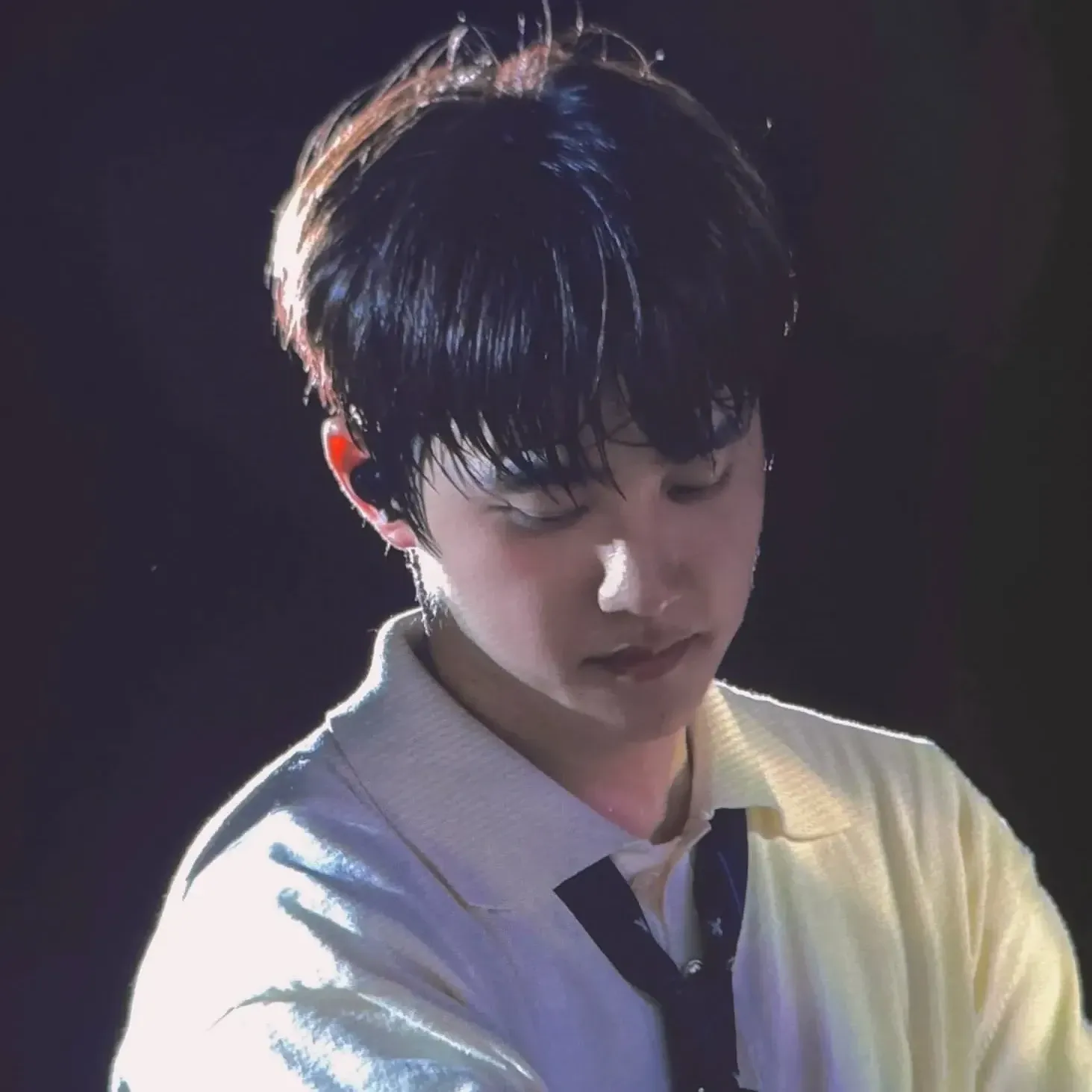 Cuplikan di balik layar dari Doh Kyungsoo (D.O.)