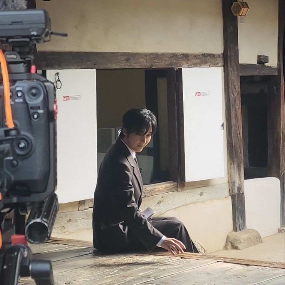 Recent activity shot of Yoon Jonghun 