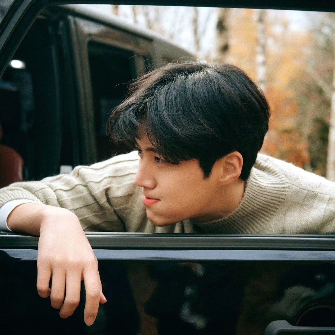 김선호 최근 활동샷