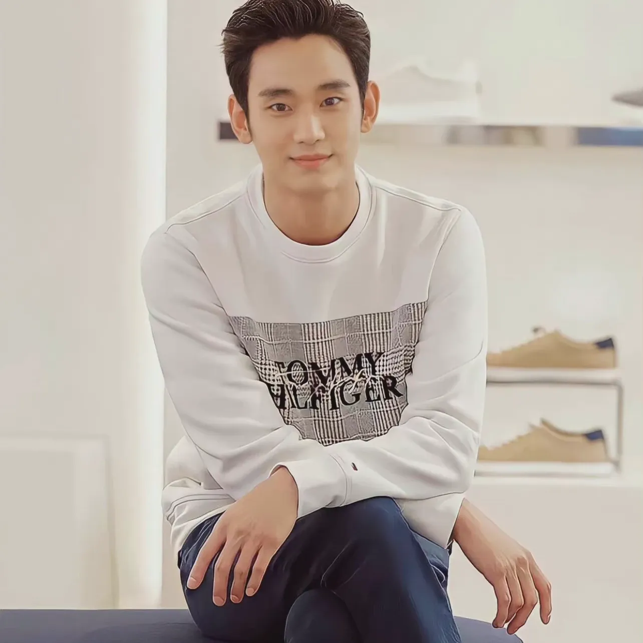 Recent activity shot of Kim Soohyun