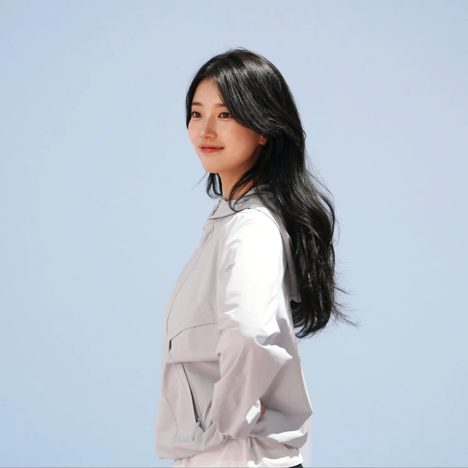 Latest photo of Bae Suzy