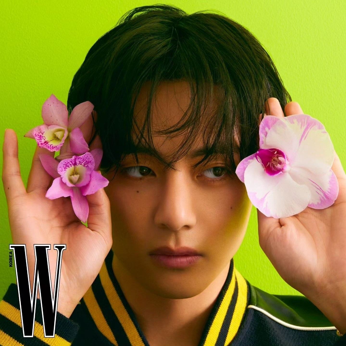 김태형 (뷔) 최근 활동샷