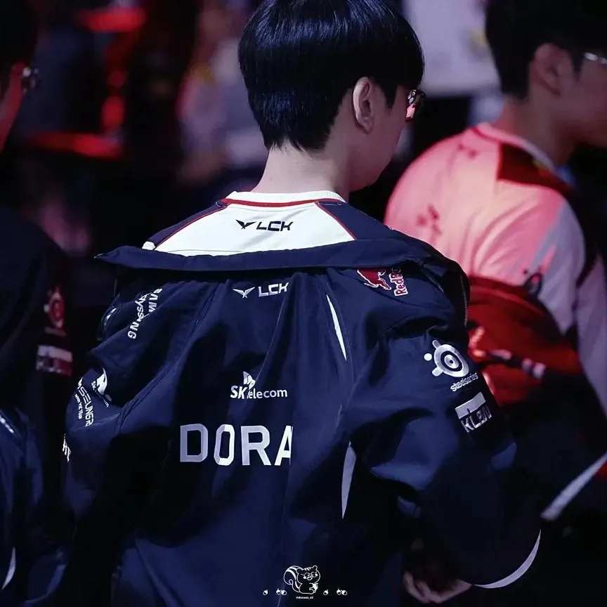 A moment captured by a fan of Doran