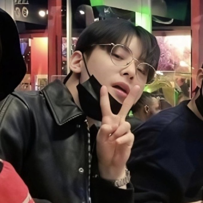 粉丝拍下的车银优瞬间