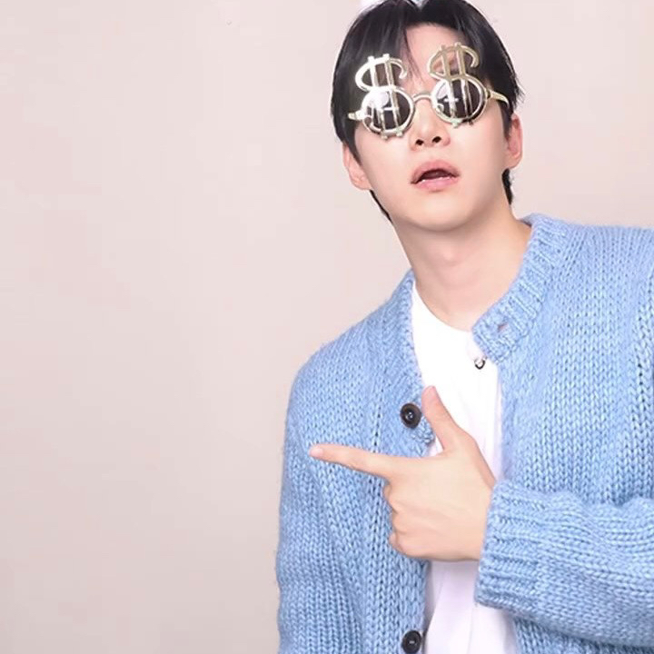 Foto kegiatan terbaru dari Lee Junho