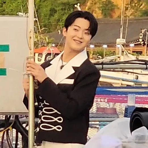 Latest photo of Park Minsu
