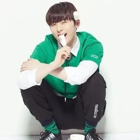 Recent activity shot of Hwang Minhyun
