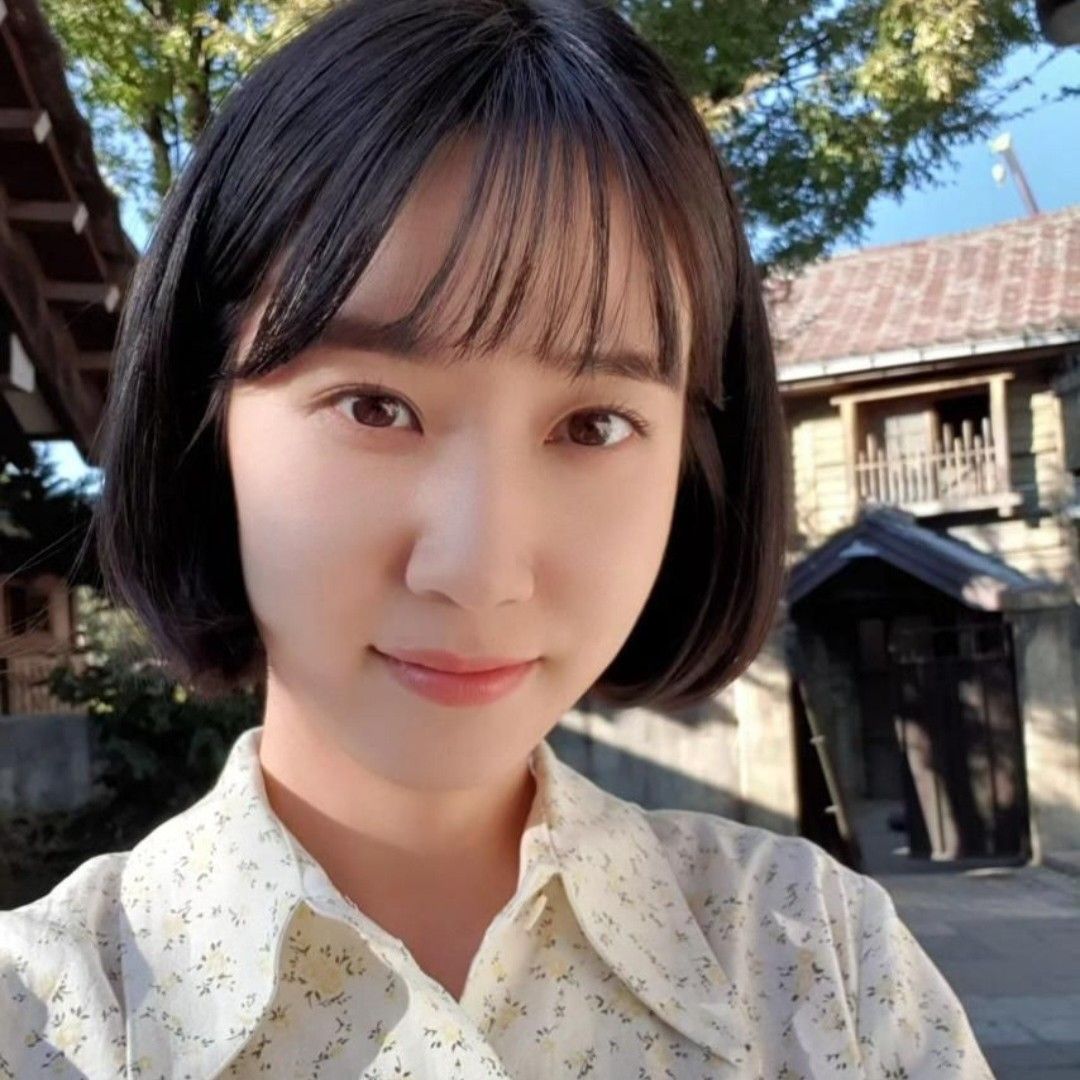 Behind-the-scenes cut of Park Eunbin