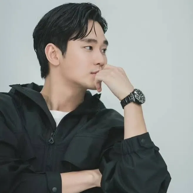 Latest photo of Kim Soohyun