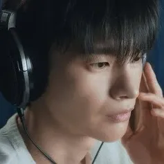 Recent activity shot of Seo Inguk