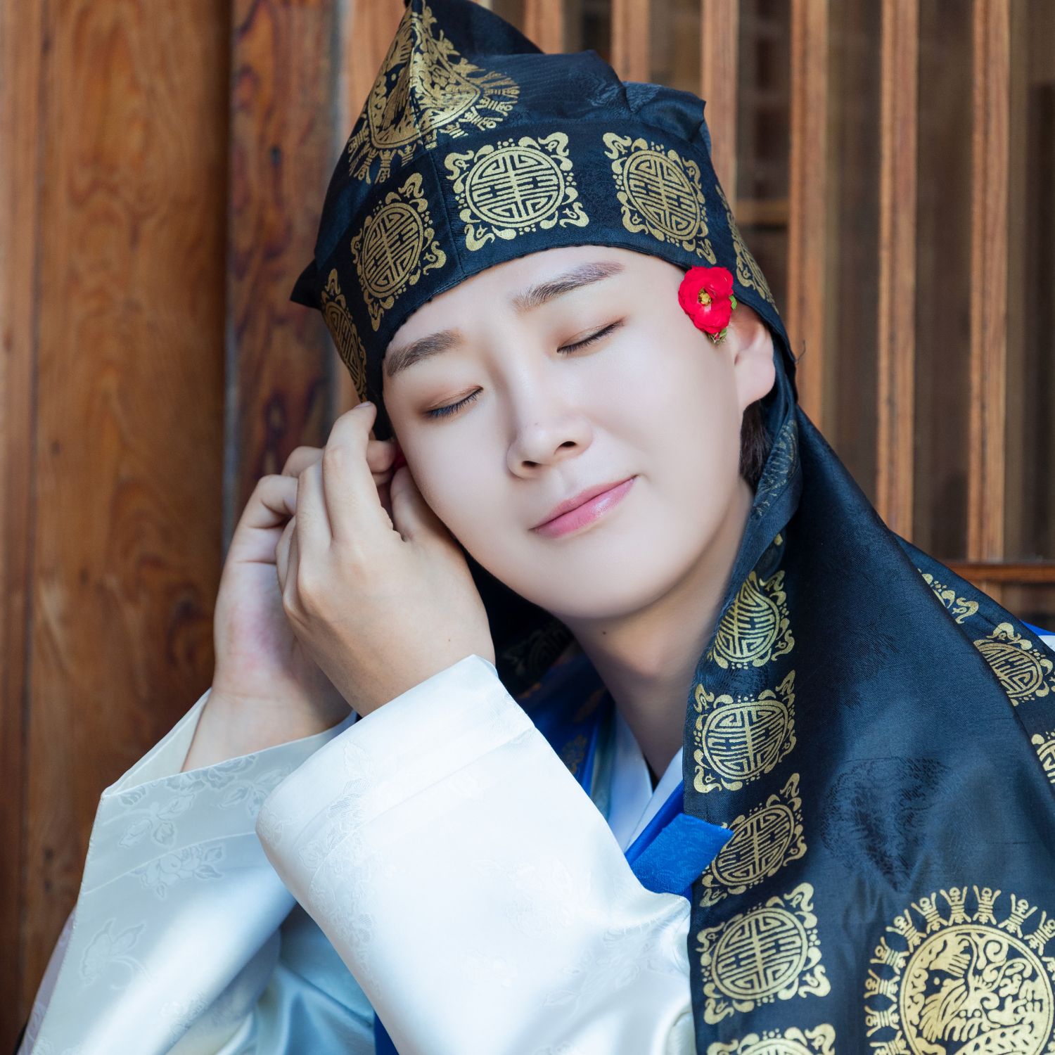 A moment captured by a fan of Song Minjun