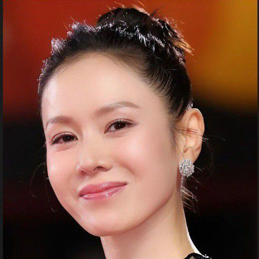 손예진의 최신 사진