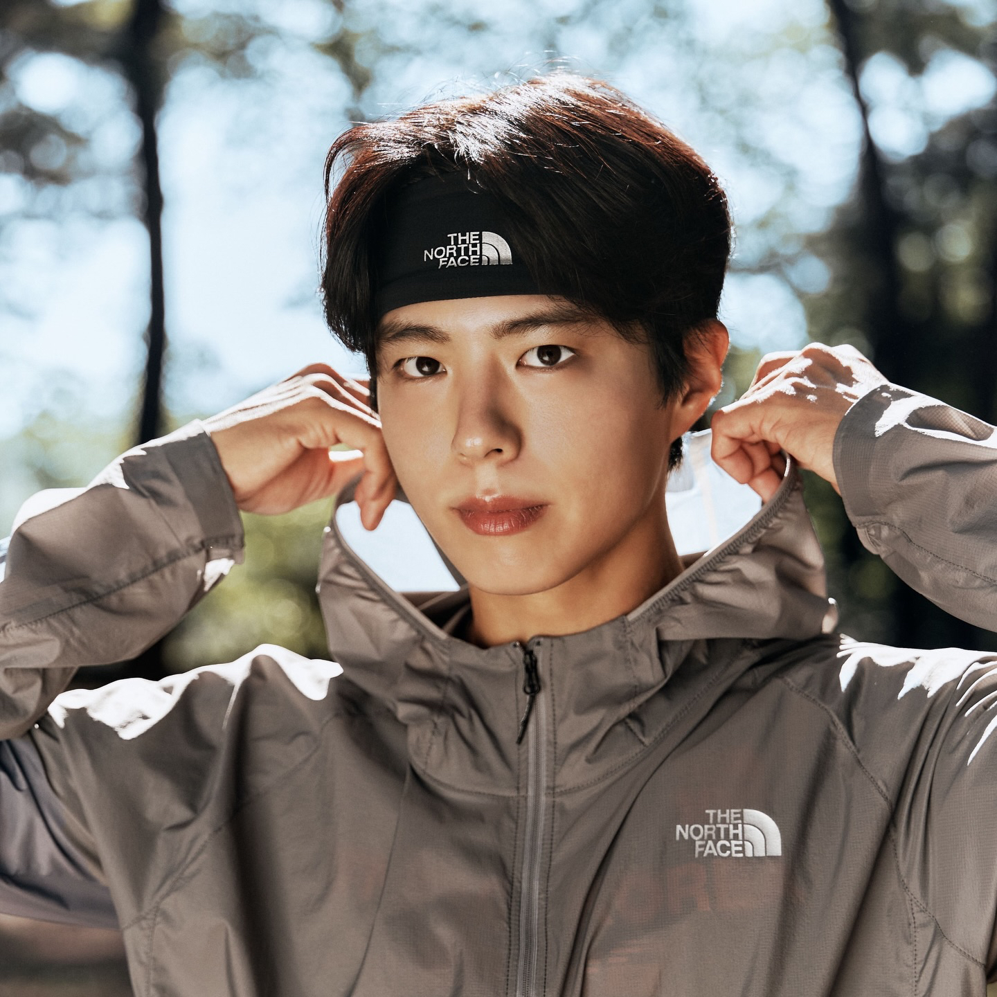 A moment captured by a fan of Park Bogum