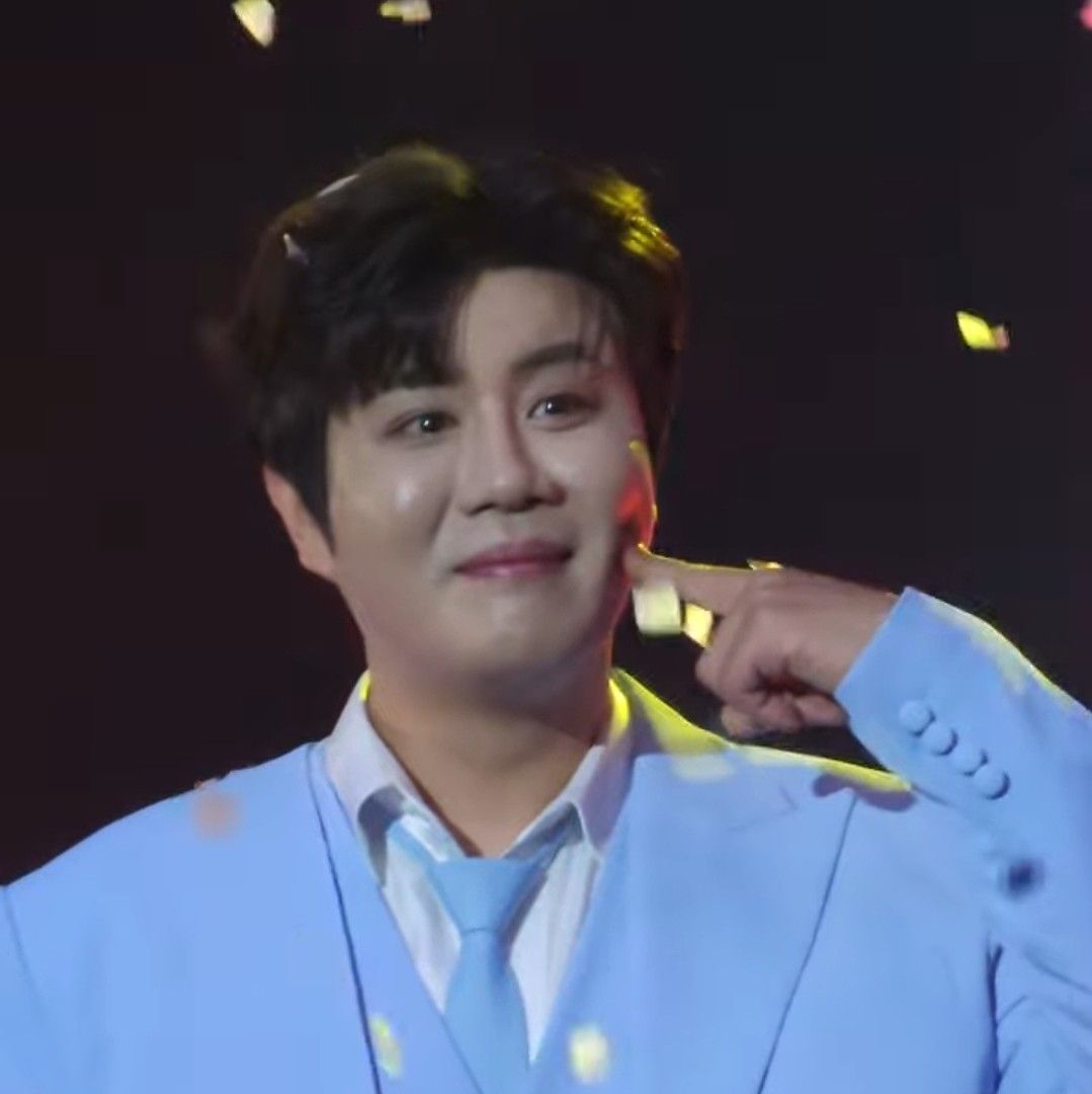 Behind-the-scenes cut of Jin Haesung