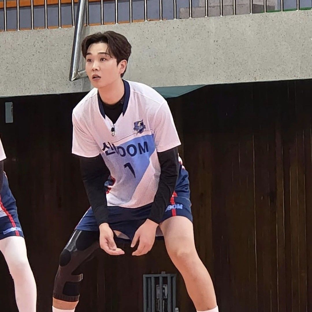 Cuplikan di balik layar dari Song Minjun