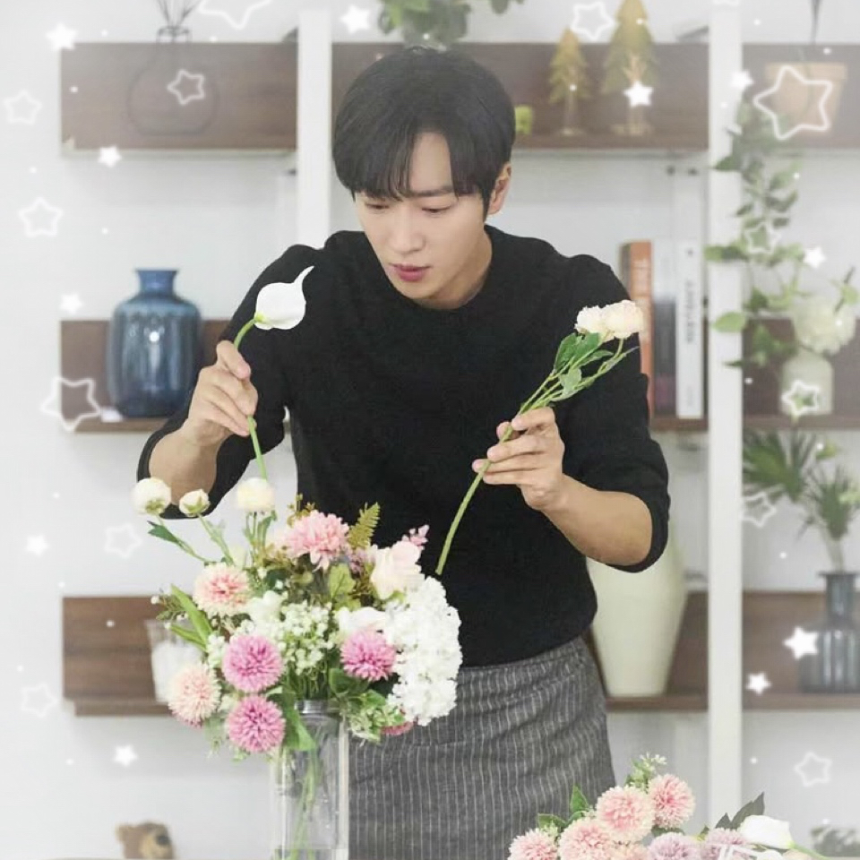 Behind-the-scenes cut of Lee Sangyeob