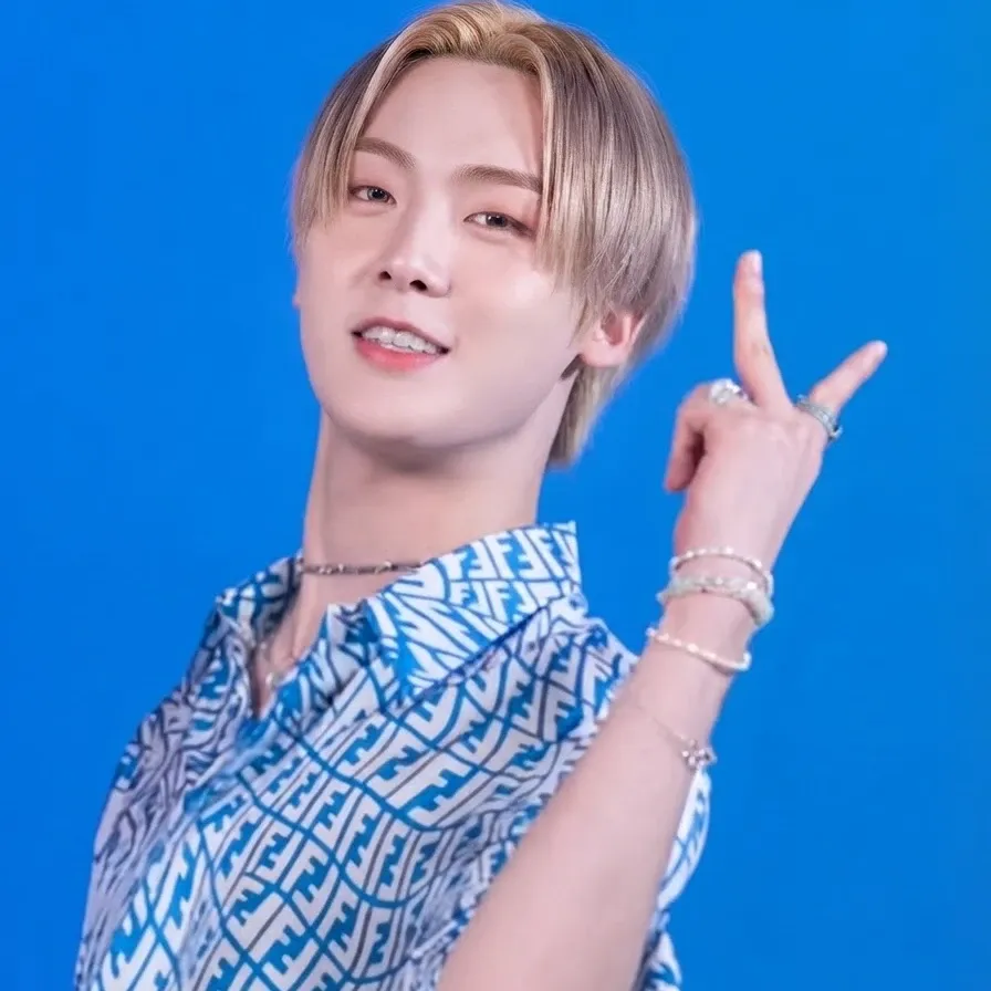 Explosively popular post in Choeaedol Celeb community