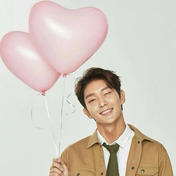 Behind-the-scenes cut of Lee Joongi