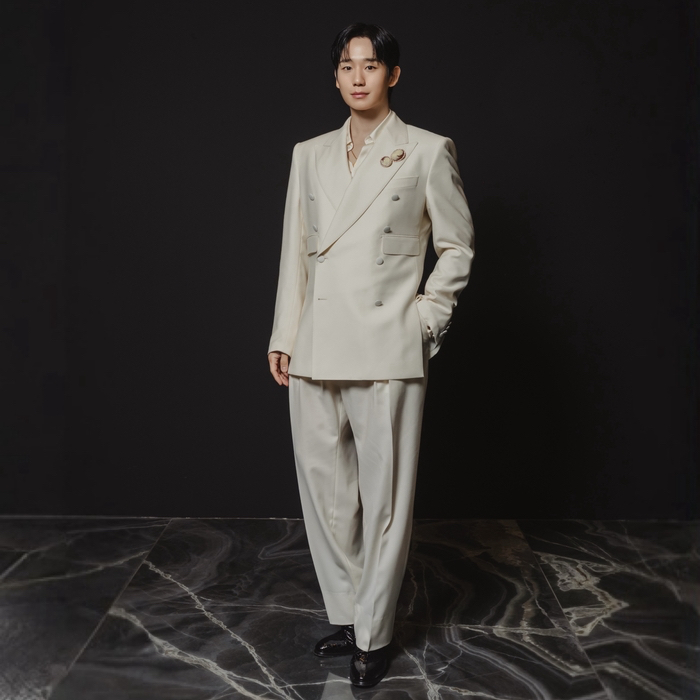 정해인의 비하인드 컷