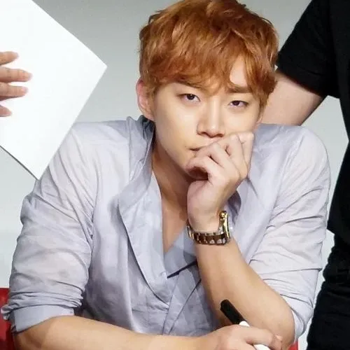 Foto terbaru dari Lee Junho