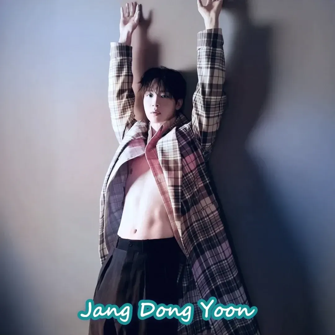 Behind-the-scenes cut of Jang Dongyoon