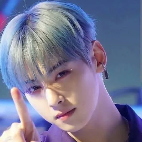 Latest photo of Cha Eunwoo