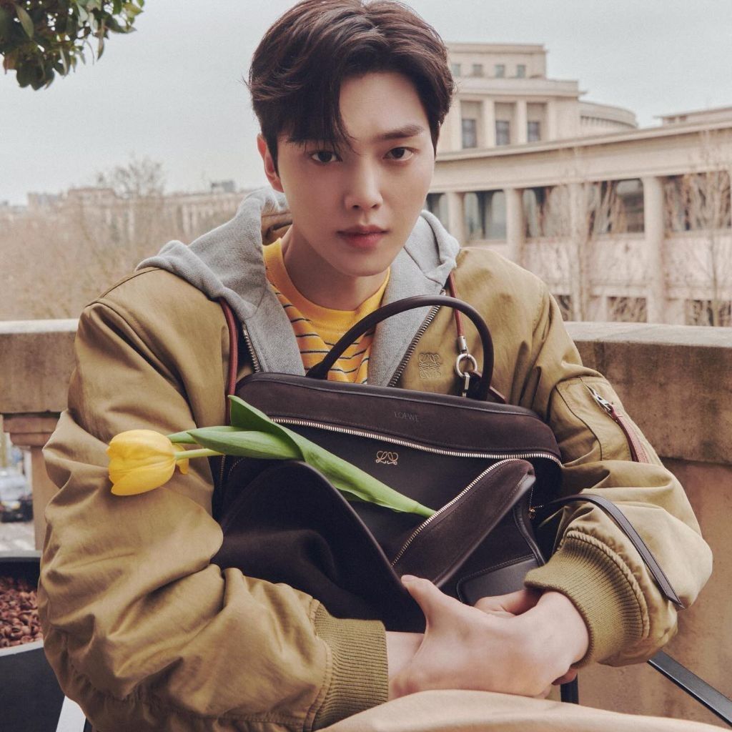 Behind-the-scenes cut of Song Kang