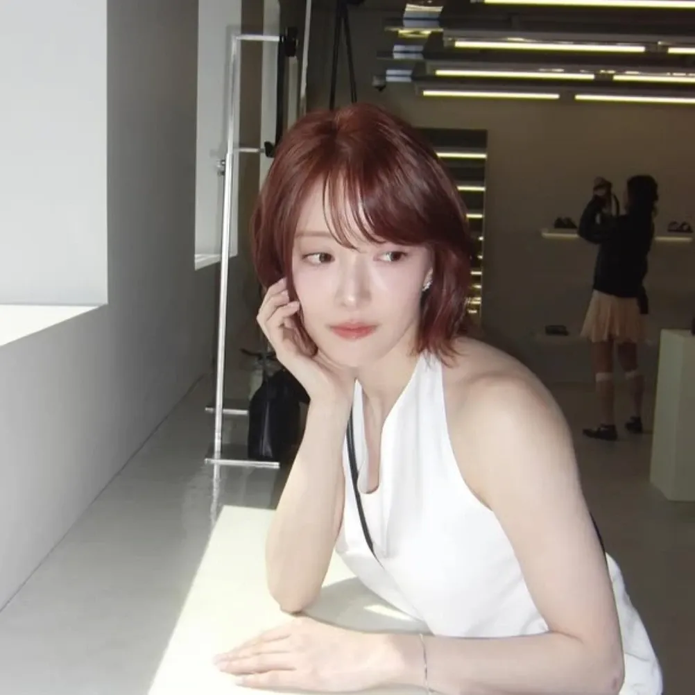 A moment captured by a fan of Lee Seyoung