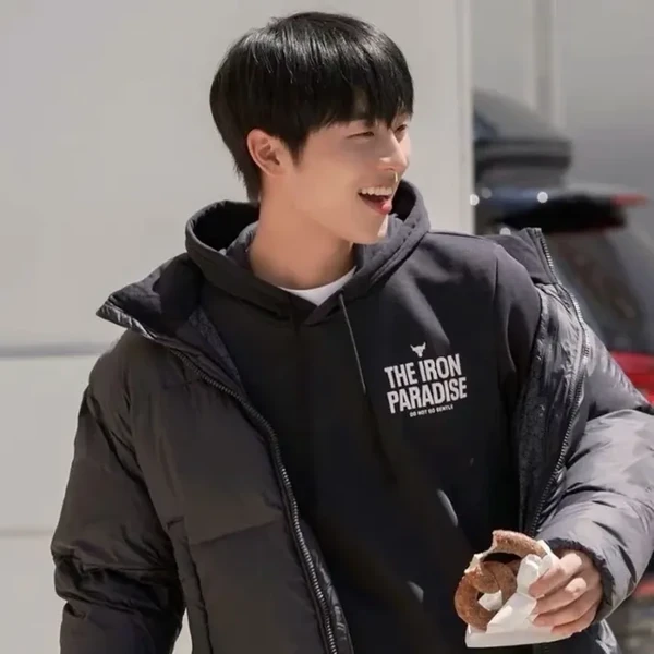 Popular profile image of Choi Hyunwook selected by vote