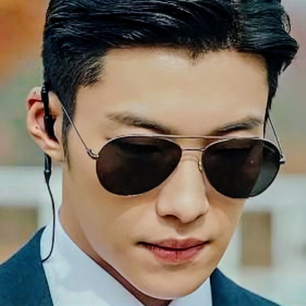 A moment captured by a fan of Woo Dohwan