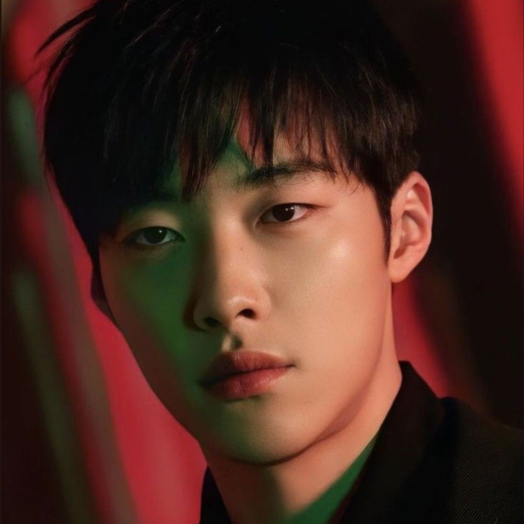 Recent activity shot of Woo Dohwan