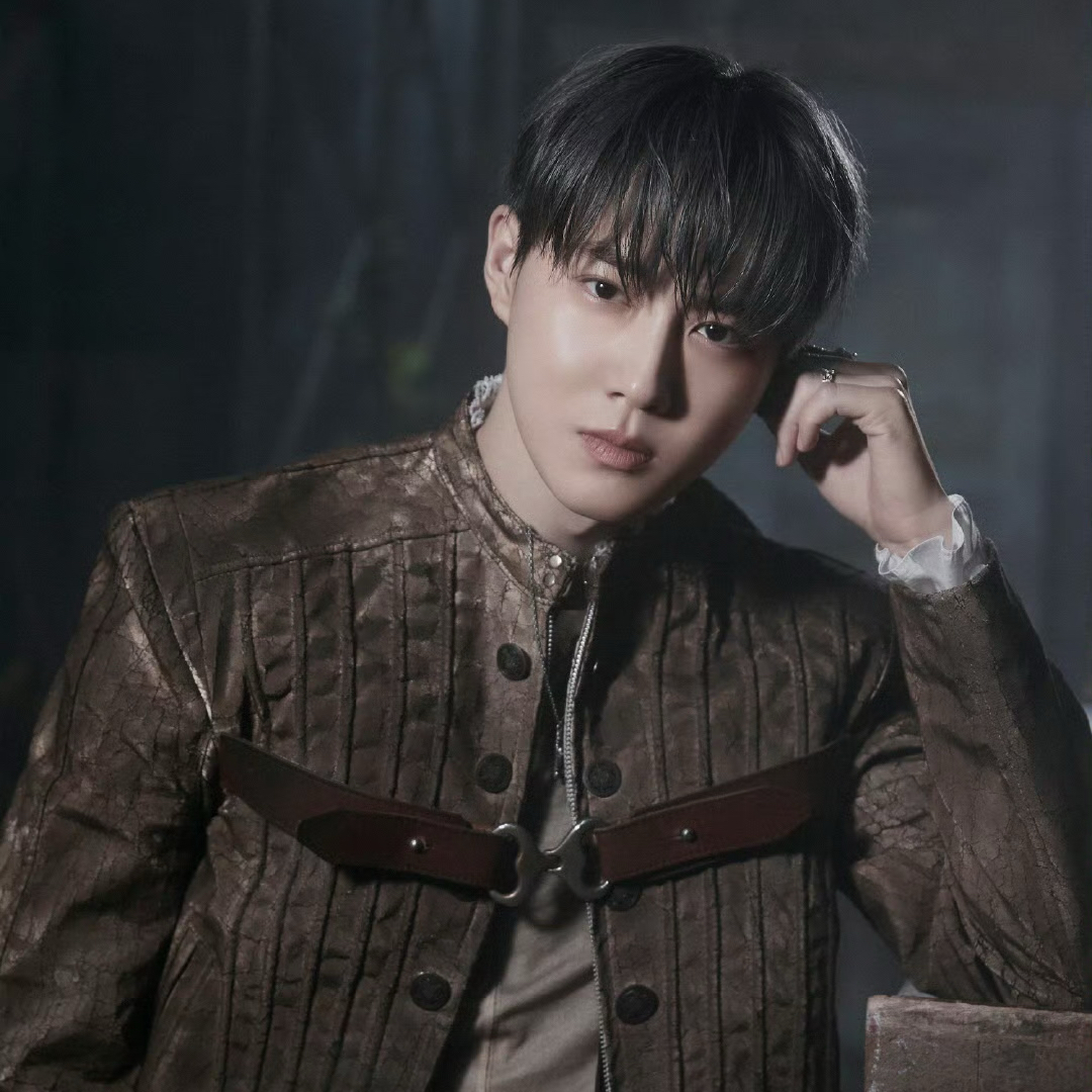 Recent activity shot of Suho