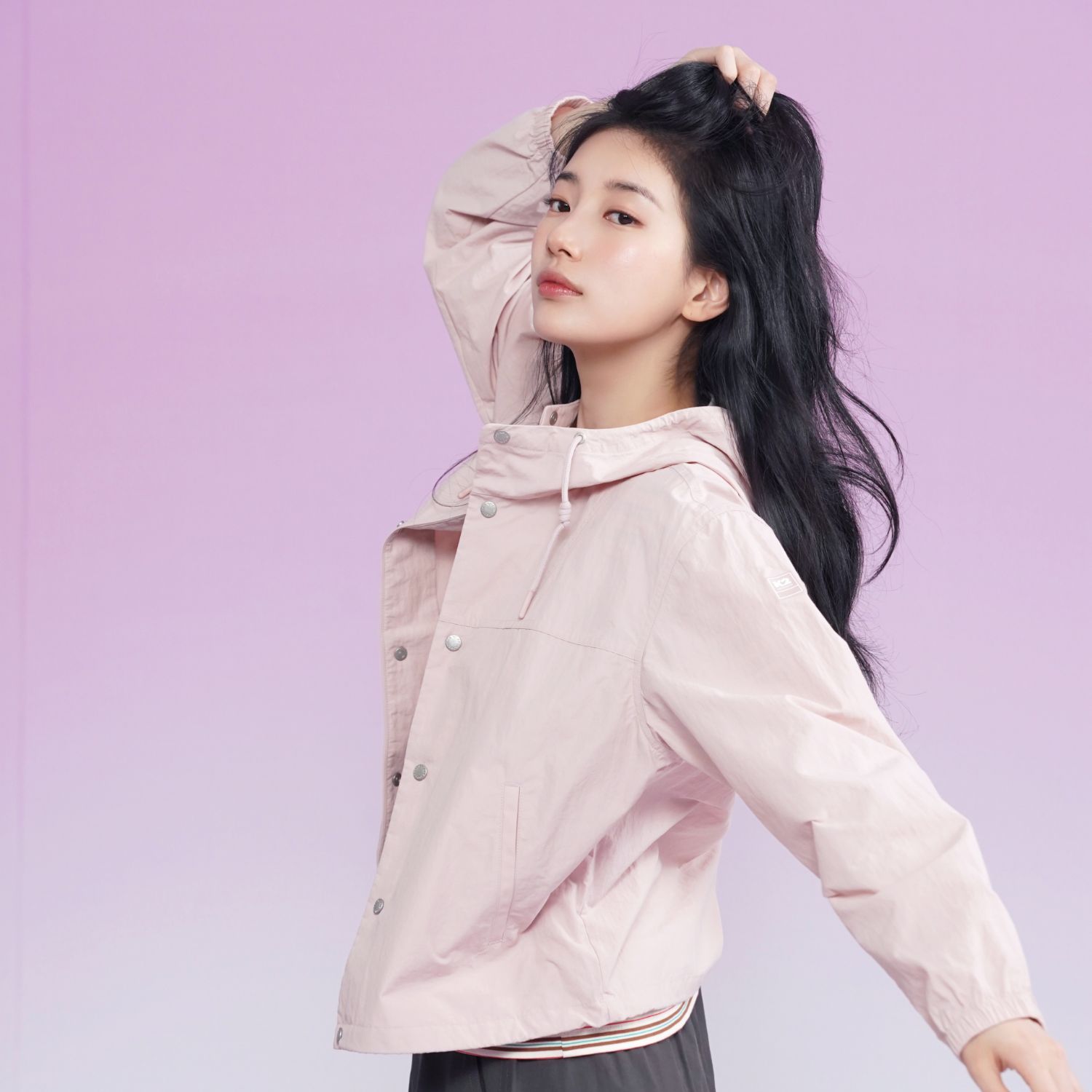 ペ・スジのビハインドカット