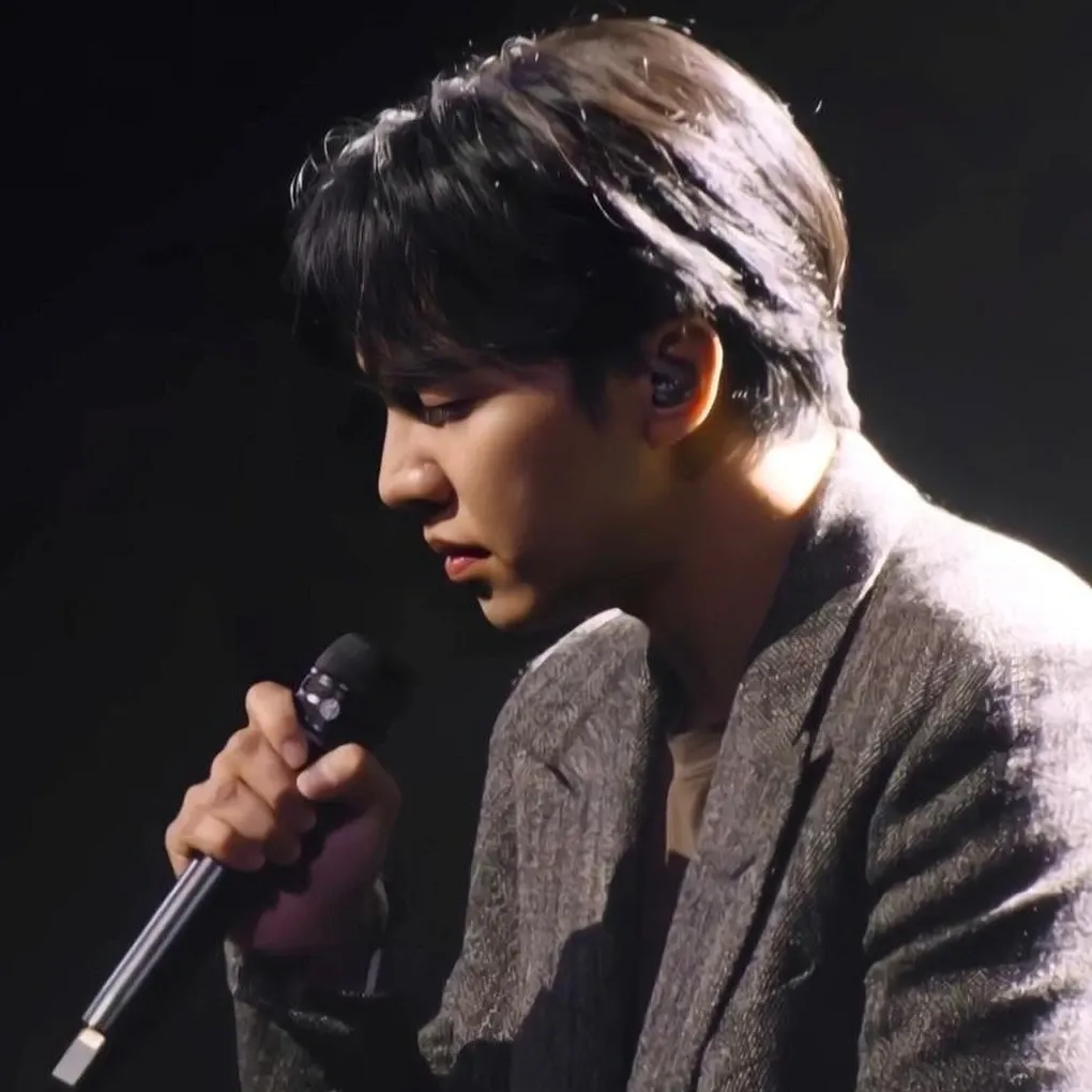 Foto kegiatan terbaru dari Lee Seunggi