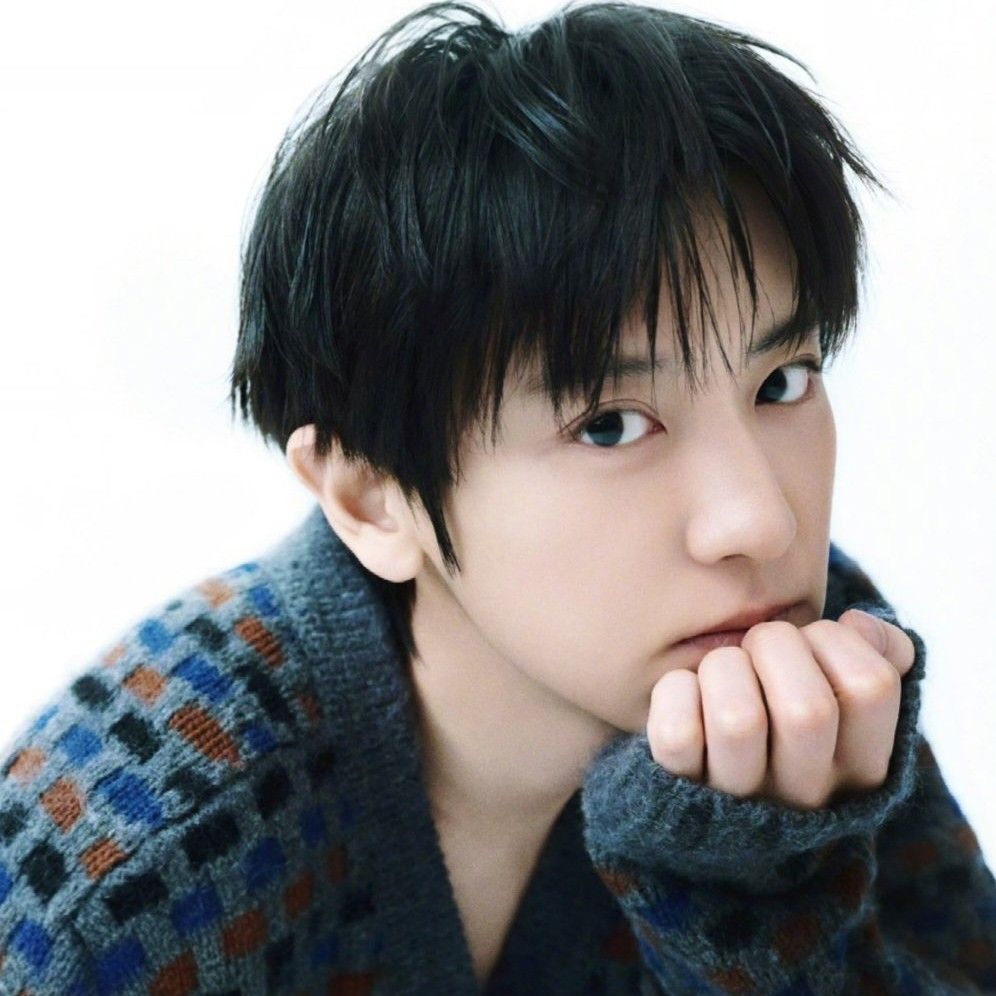 Latest photo of Chanyeol